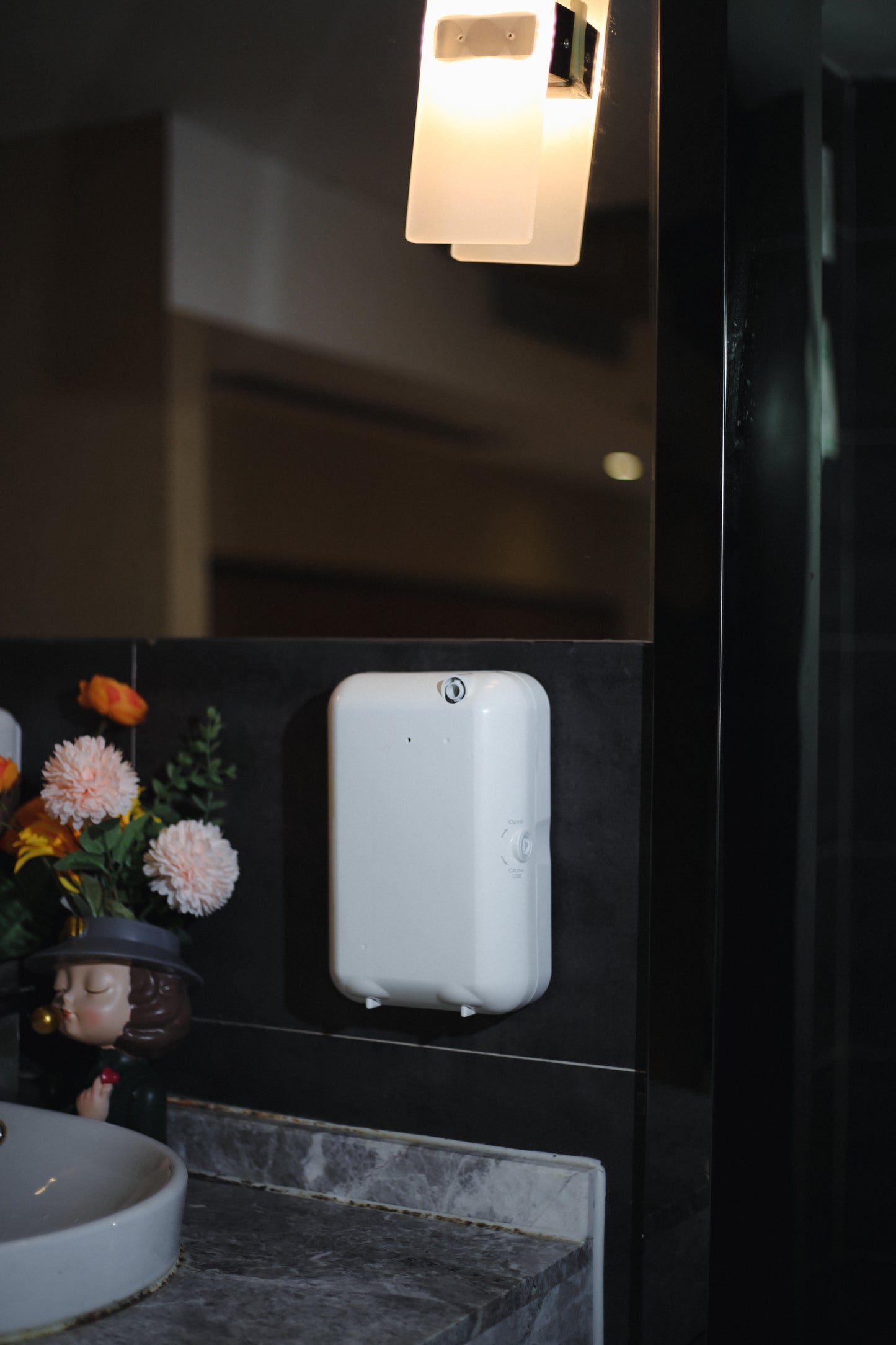 🧱 Diffuseur Mural AE106-V2.0 – Puissance et élégance pour les espaces professionnels
