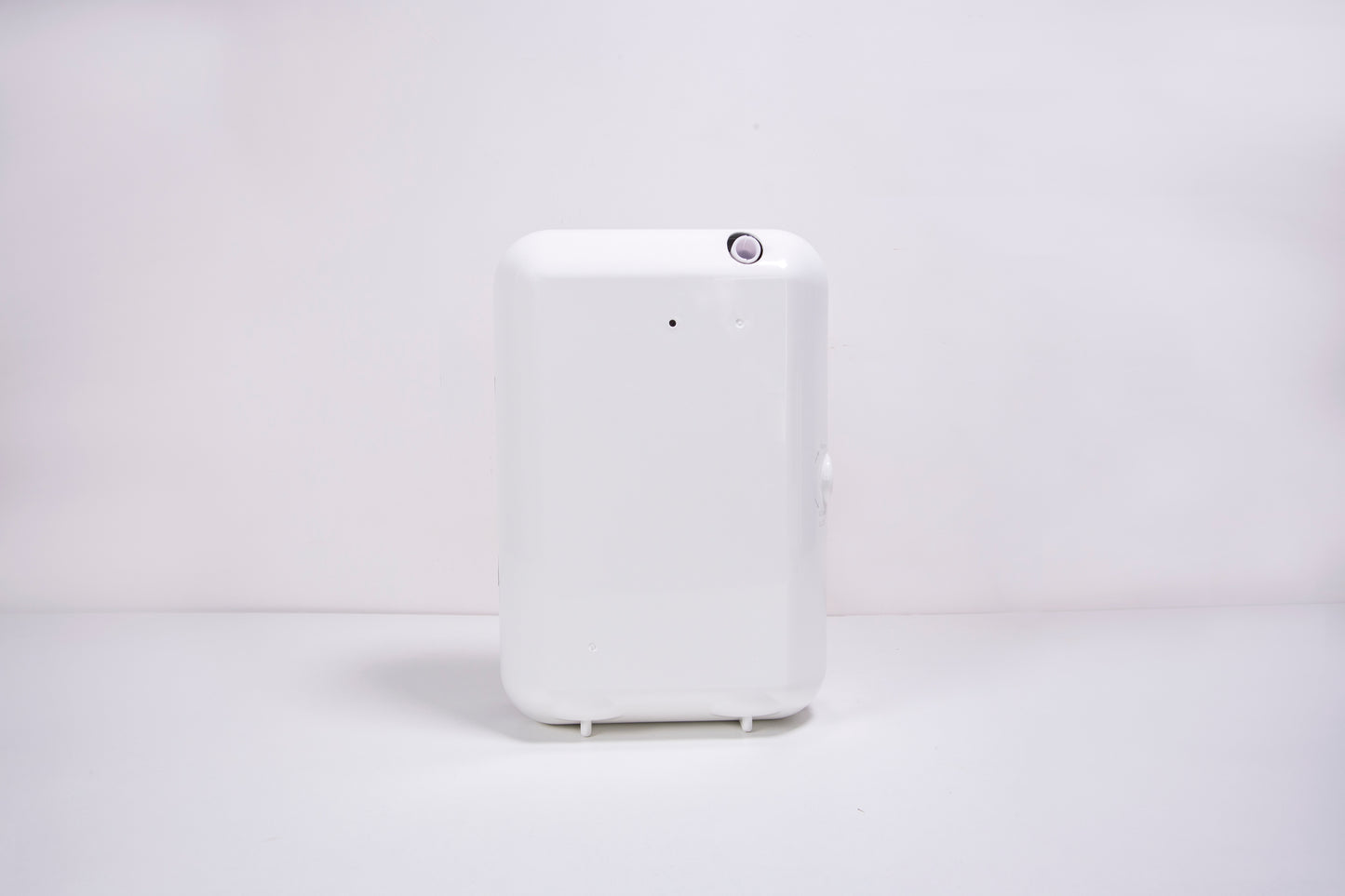 🧱 Diffuseur Mural AE106-V2.0 – Puissance et élégance pour les espaces professionnels